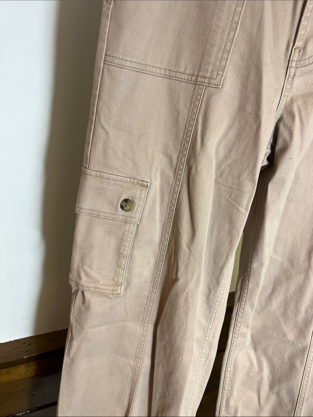 Women’s Cargo Wide-Leg Pants - Beige - Picture 3 of 6